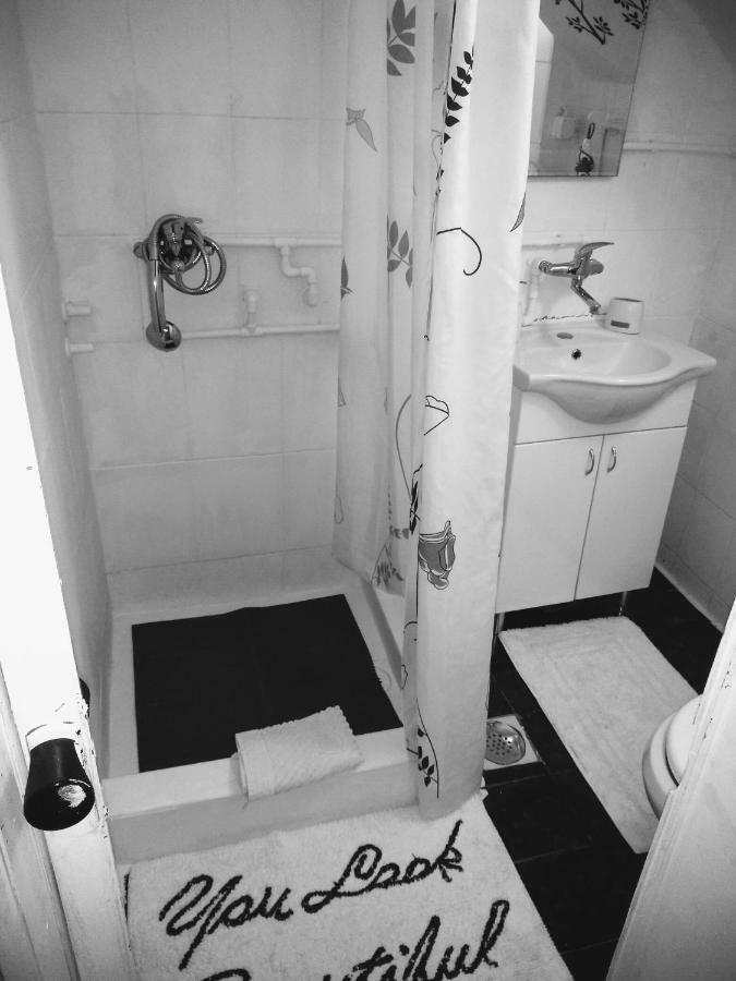 Gardos Apartment Belgrade Luaran gambar