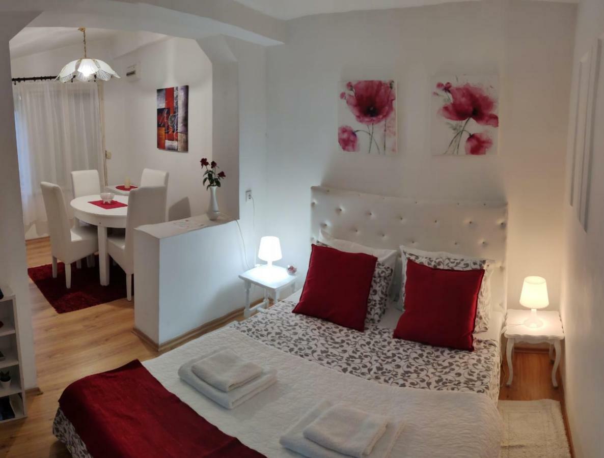 Gardos Apartment Belgrade Luaran gambar